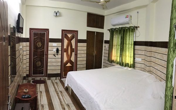 Sundarban Hotels