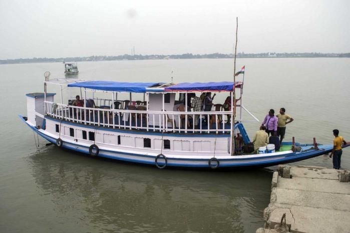 Sundarban house boat Tour