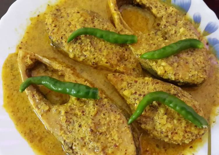 hilsa curry